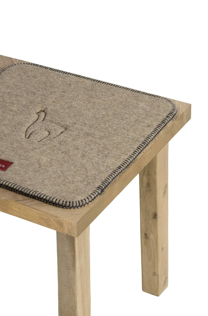 Apu Kuntur - Alpaka-Sitzauflage - braun - 40x40cm - 70% Alpaka 30% Wolle