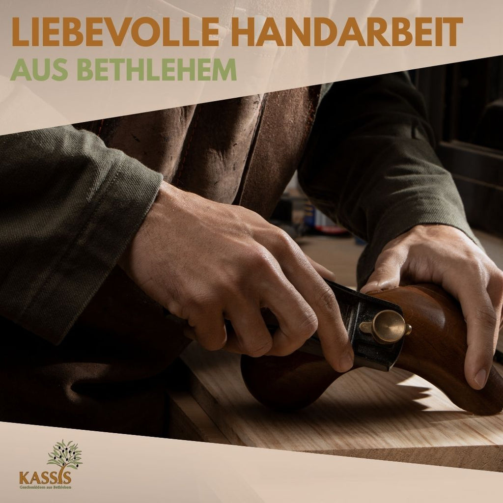 Zitronenpresse aus Olivenholz (14 cm) | Handliche Zitruspresse für Küche & frischen Saft
