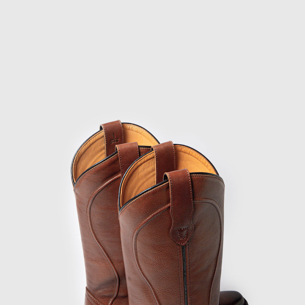 Klassischer Cowboy in Braun