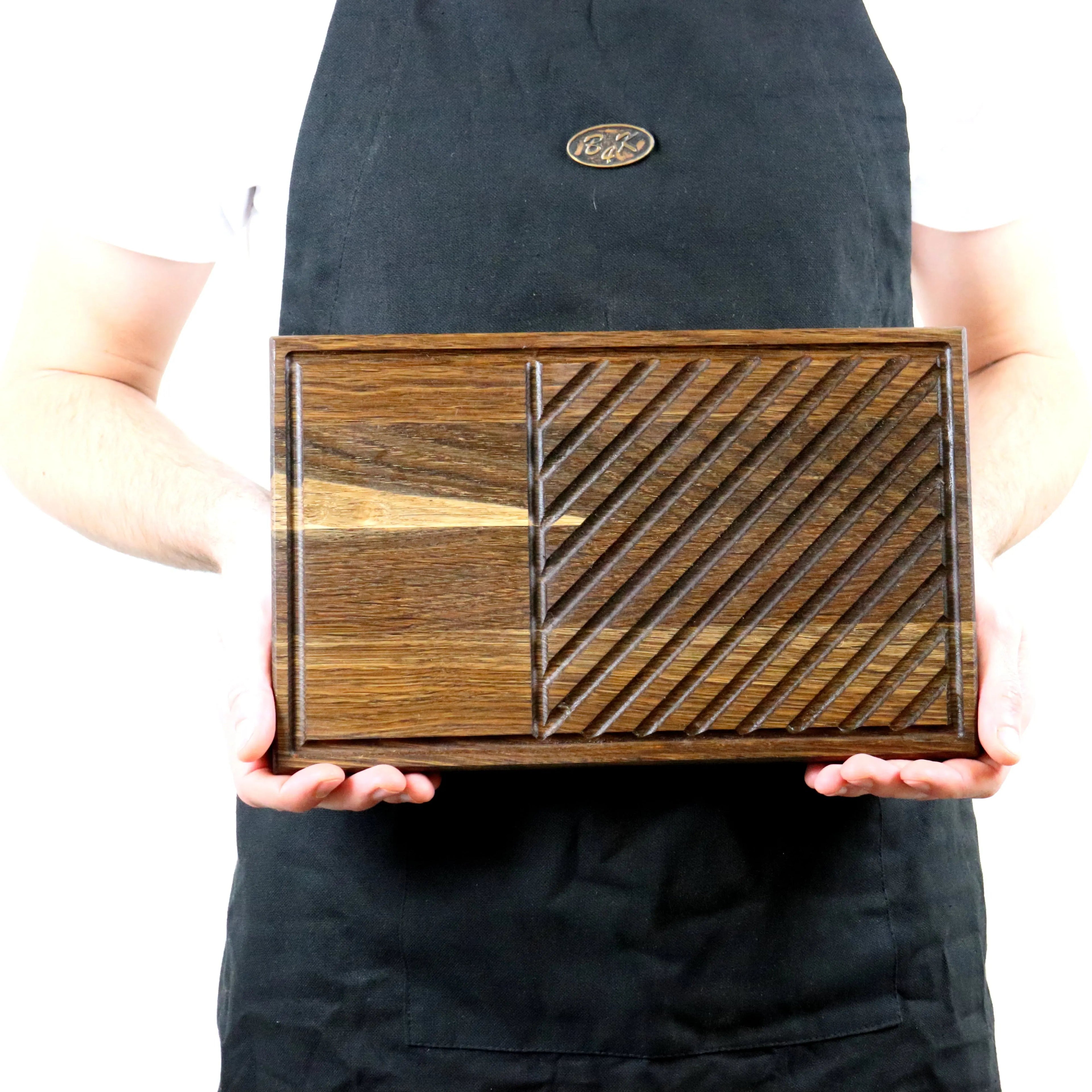 Steakbrett Eiche 32x20x2,2cm – Grillbrett mit Saftrille & Saftrinne