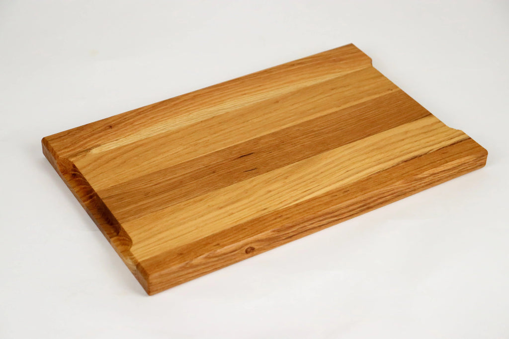 Steakbrett Eiche 32x20x2,2cm – Grillbrett mit Saftrille & Saftrinne